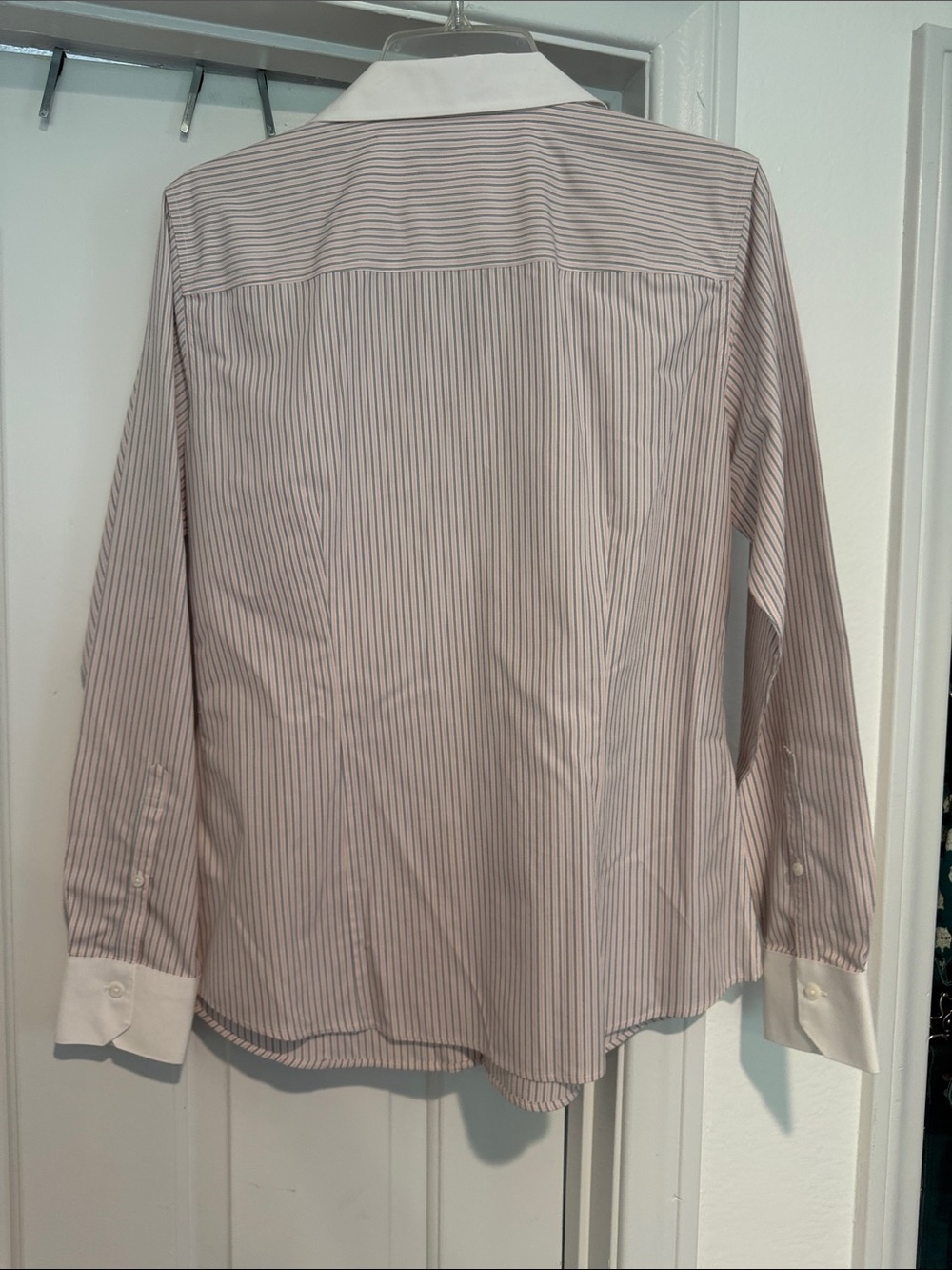 Brooks brothers women’s shirt - Picture 3 of 3